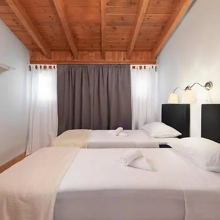 Agrolux Haven - Where Nature Meets Refined Comfort -Private Pool 别墅