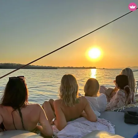 Agrolux Haven - Where Nature Meets Refined Comfort -Private Pool