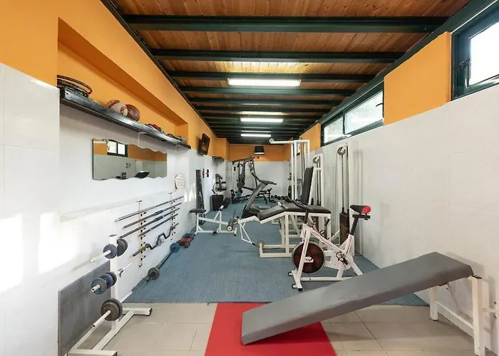 Agrolux Oasis - A Private Pool Escape In Lush Agricultural Serenity *