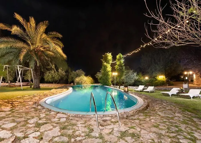 Agrolux Oasis - A Private Pool Escape In Lush Agricultural Serenity * Sálakos