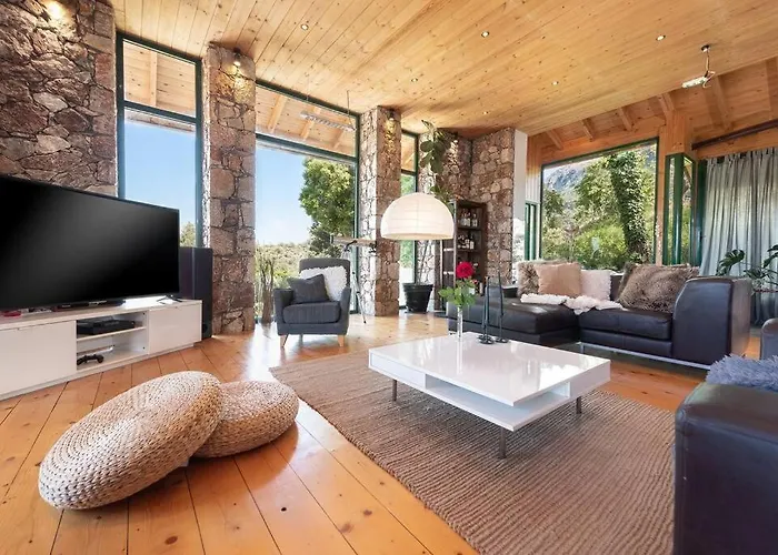 Agrolux Oasis - A Private Pool Escape In Lush Agricultural Serenity Villa *