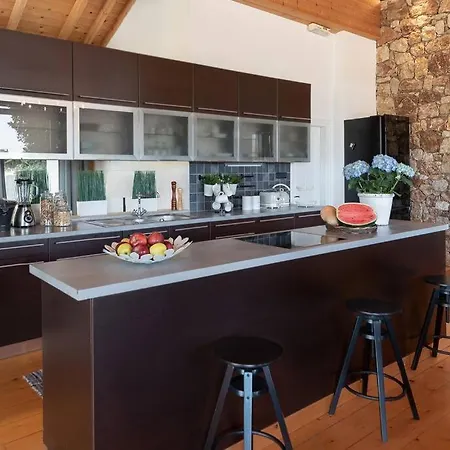 Agrolux Haven - Where Nature Meets Refined Comfort -Private Pool Vila