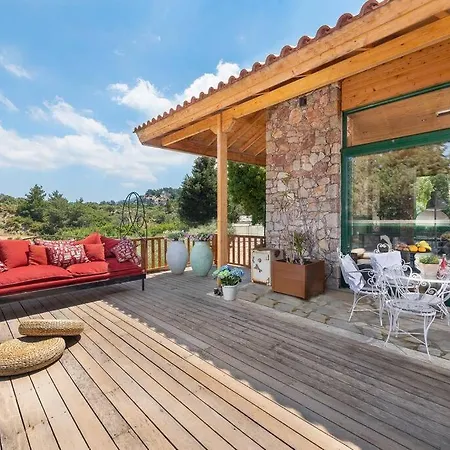 Villa Agrolux Oasis - A Private Pool Escape In Lush Agricultural Serenity Sálakos
